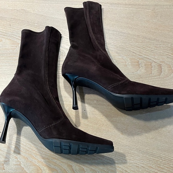 Stuart Weitzman Brown Heeled Boots with Luxurious Texture - Picture 2 of 5